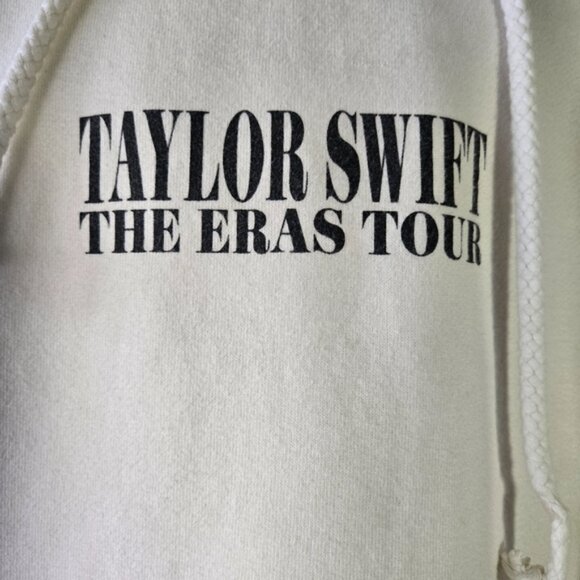 Taylor Swift The Eras Tour Official Hoodie – Size Medium, Cream - Picture 4 of 7